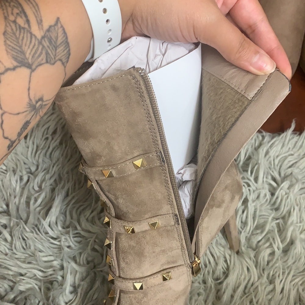 NIB Taupe Studded Pointy Toe Stiletto Booties - Picture 5 of 5